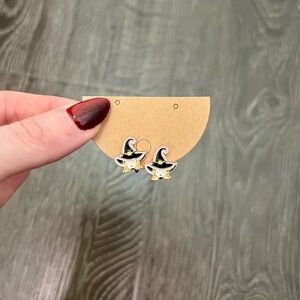 Witch clip on earrings